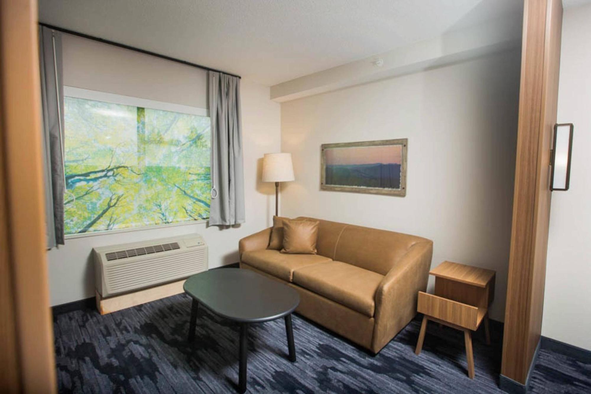 Fairfield Inn & Suites By Marriott Philadelphia Broomall/Newtown Square Екстер'єр фото