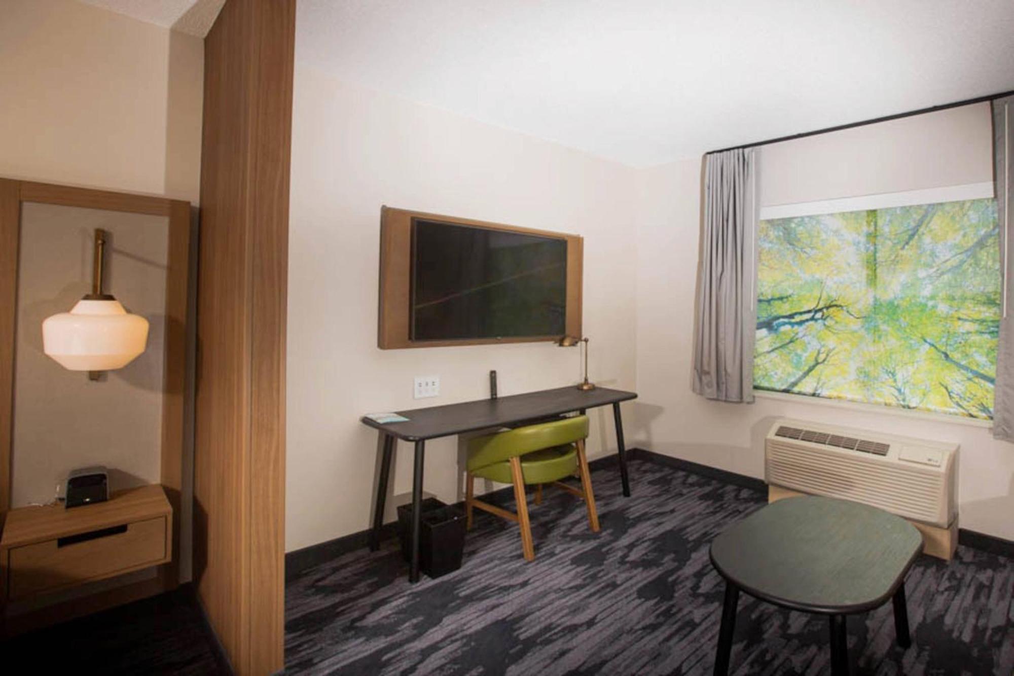 Fairfield Inn & Suites By Marriott Philadelphia Broomall/Newtown Square Екстер'єр фото