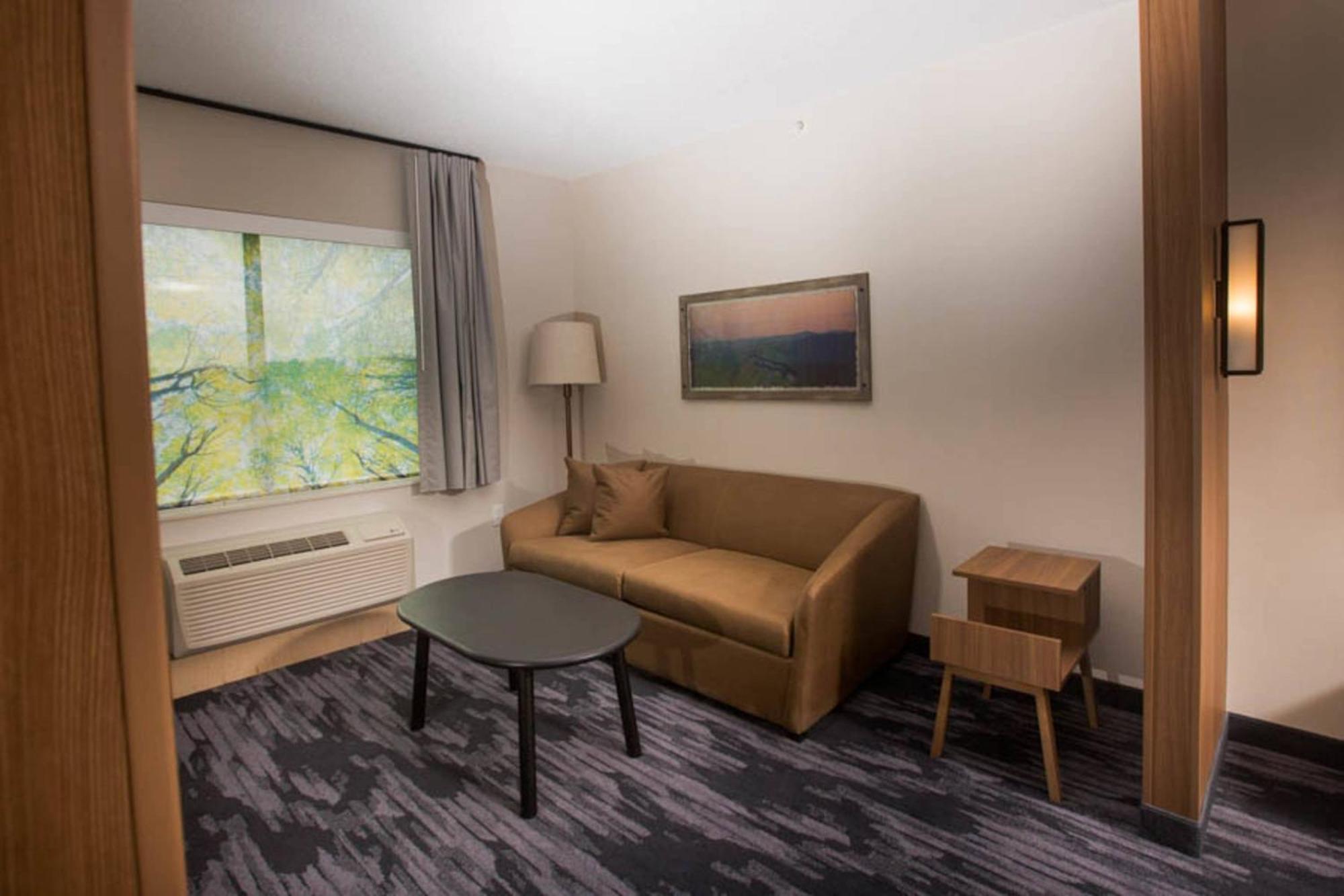 Fairfield Inn & Suites By Marriott Philadelphia Broomall/Newtown Square Екстер'єр фото