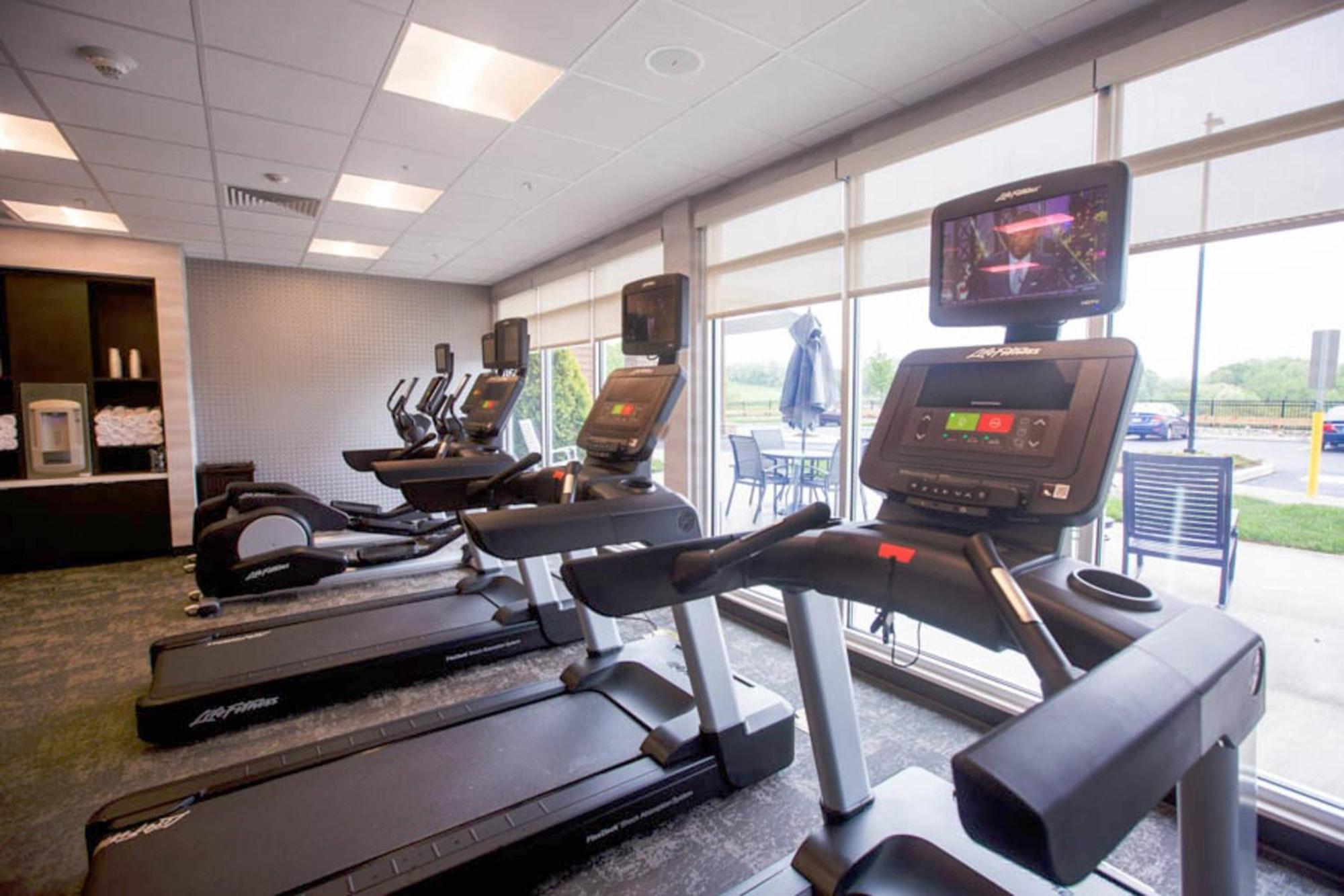 Fairfield Inn & Suites By Marriott Philadelphia Broomall/Newtown Square Екстер'єр фото