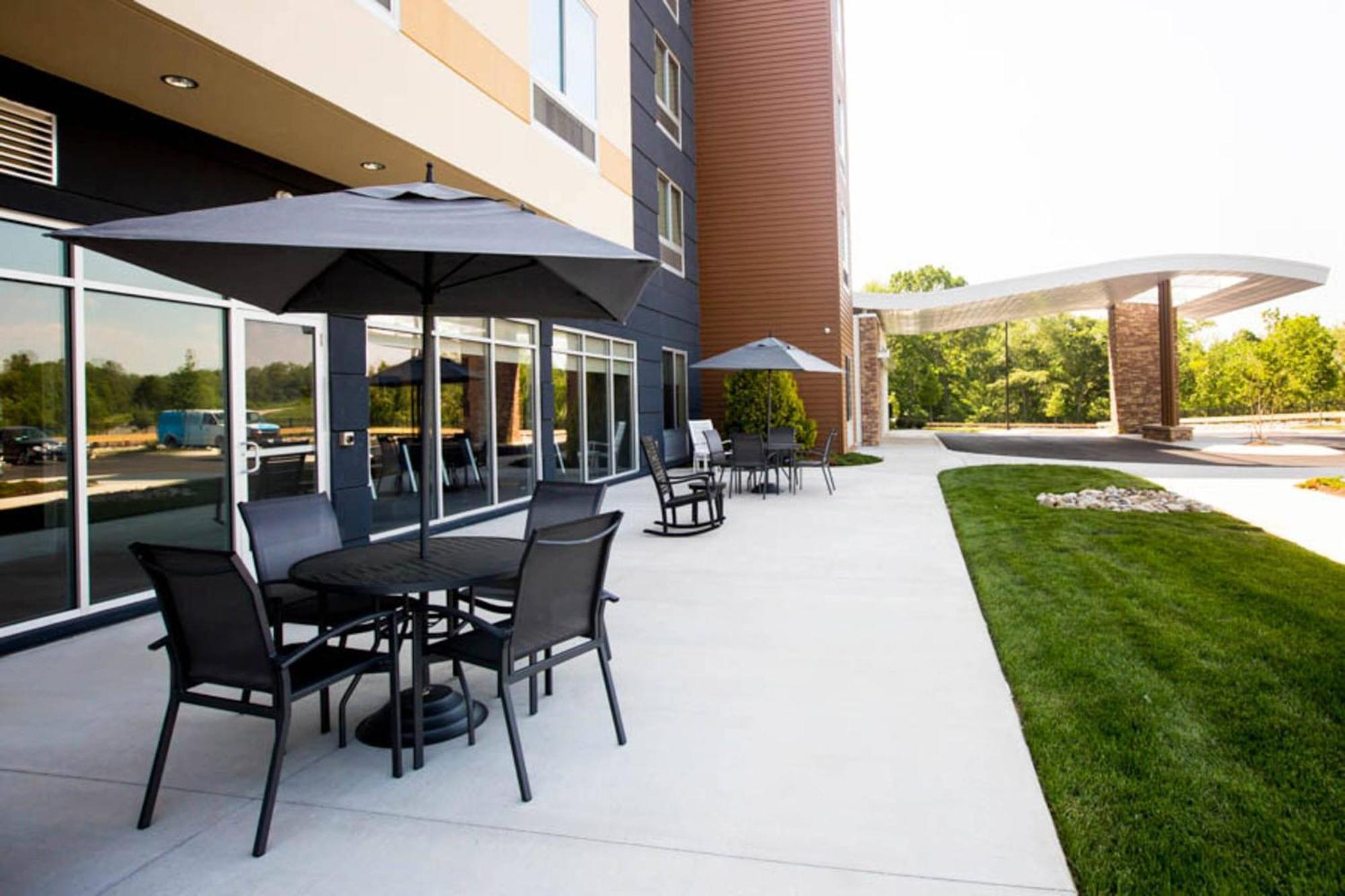 Fairfield Inn & Suites By Marriott Philadelphia Broomall/Newtown Square Екстер'єр фото